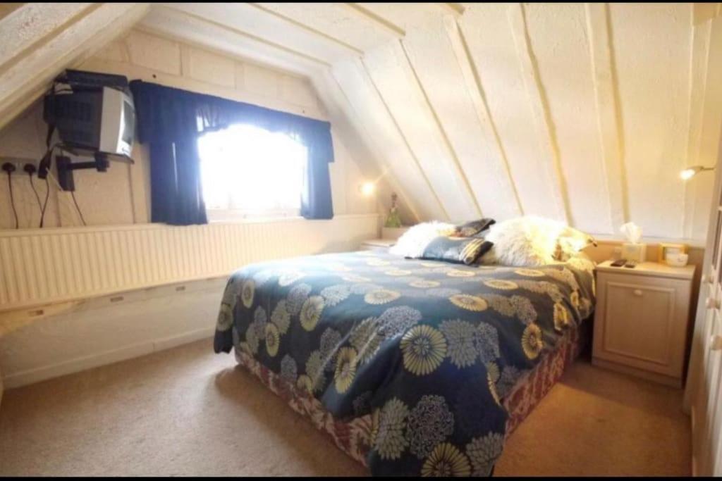 3Bedroom Beautiful Cottage Чесхант Экстерьер фото